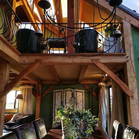 Housewithnonails Bed & Breakfast มาทามาท่า ภายนอก รูปภาพ