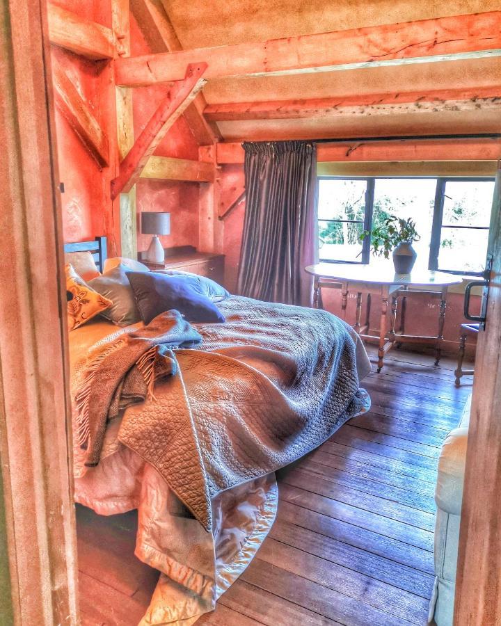 Housewithnonails Bed & Breakfast มาทามาท่า ภายนอก รูปภาพ