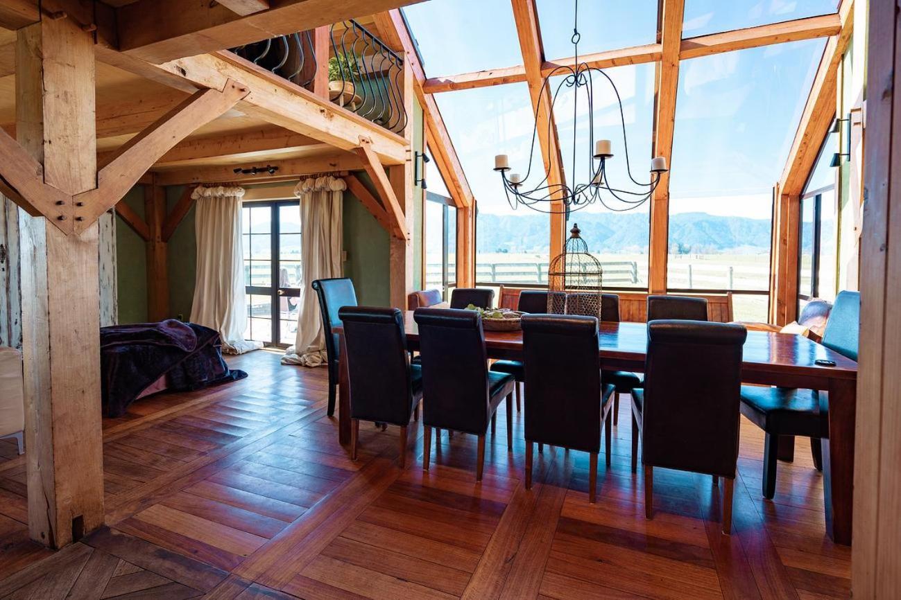 Housewithnonails Bed & Breakfast มาทามาท่า ภายนอก รูปภาพ