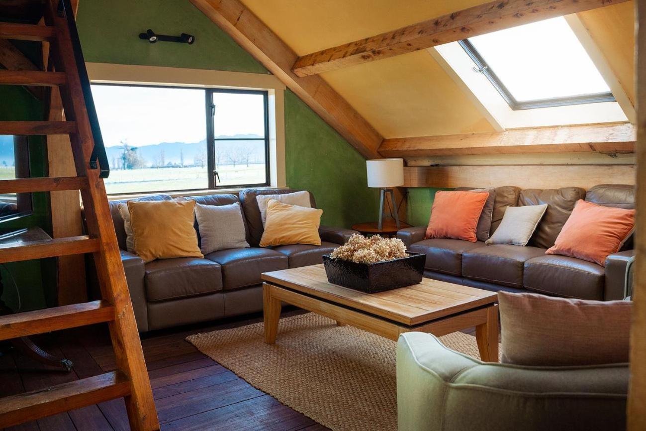 Housewithnonails Bed & Breakfast มาทามาท่า ภายนอก รูปภาพ