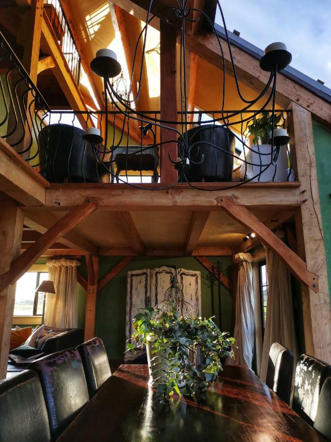 Housewithnonails Bed & Breakfast มาทามาท่า ภายนอก รูปภาพ